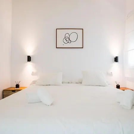 Duplex With Terrace- 2bd 2bth- Arenal * Seville